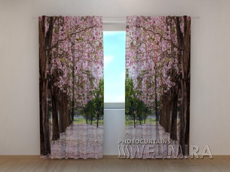 Dienas un nakts aizkari - Ceļmalas koki ziedlapiņās 180 x 140 cm (2X 90x140 cm) / SCREEN E-interjers.lv