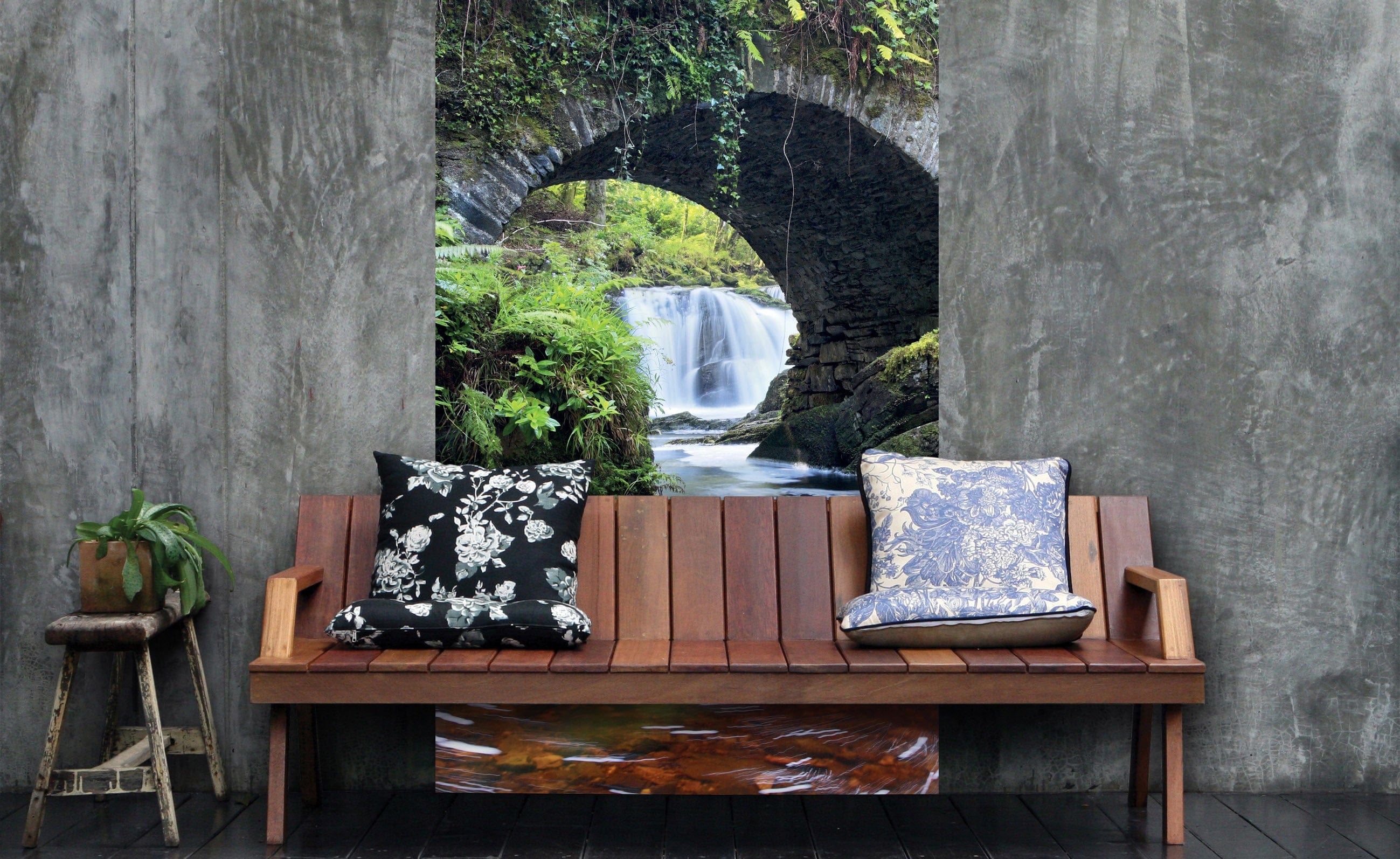 Flizelīna fototapetes ar vecu tiltu - Īrija 150 x 250 cm D-ART