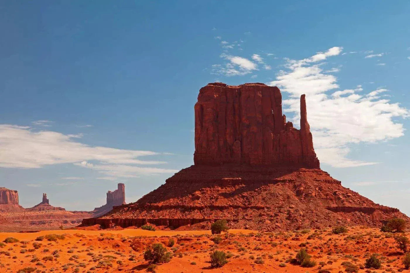 Fototapetes ar dabu - Klinšu virsotnes, 375x250 cm D-ART