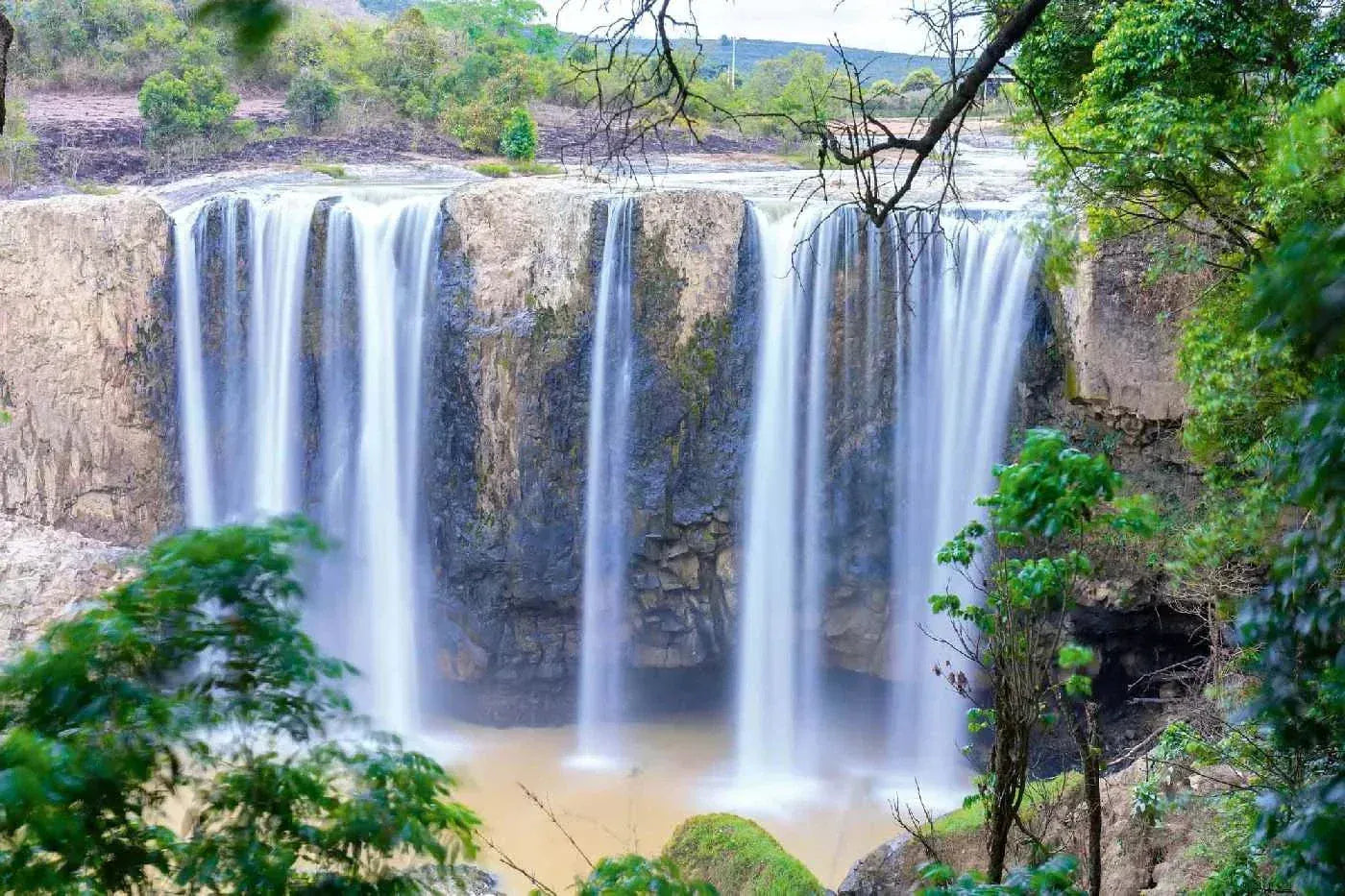 Fototapetes ar ūdenskritumu - Dabas ūdenskritumi, (375x250 cm) D-ART