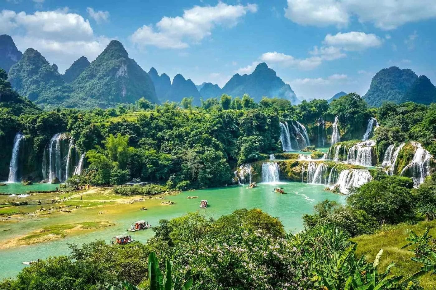 Fototapetes ar ūdenskritumu - Detian ūdenskritums, (375x250 cm) D-ART