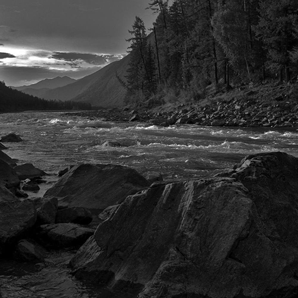 Glezna baltā rāmī - Wild River In The Mountains 2 Home Trends DECO