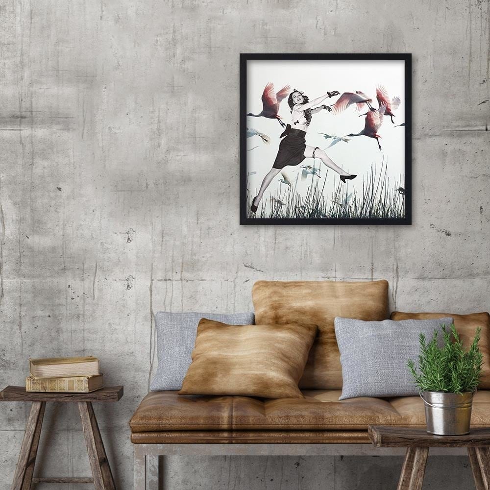 Glezna baltā rāmī - Woman And Geese Home Trends DECO