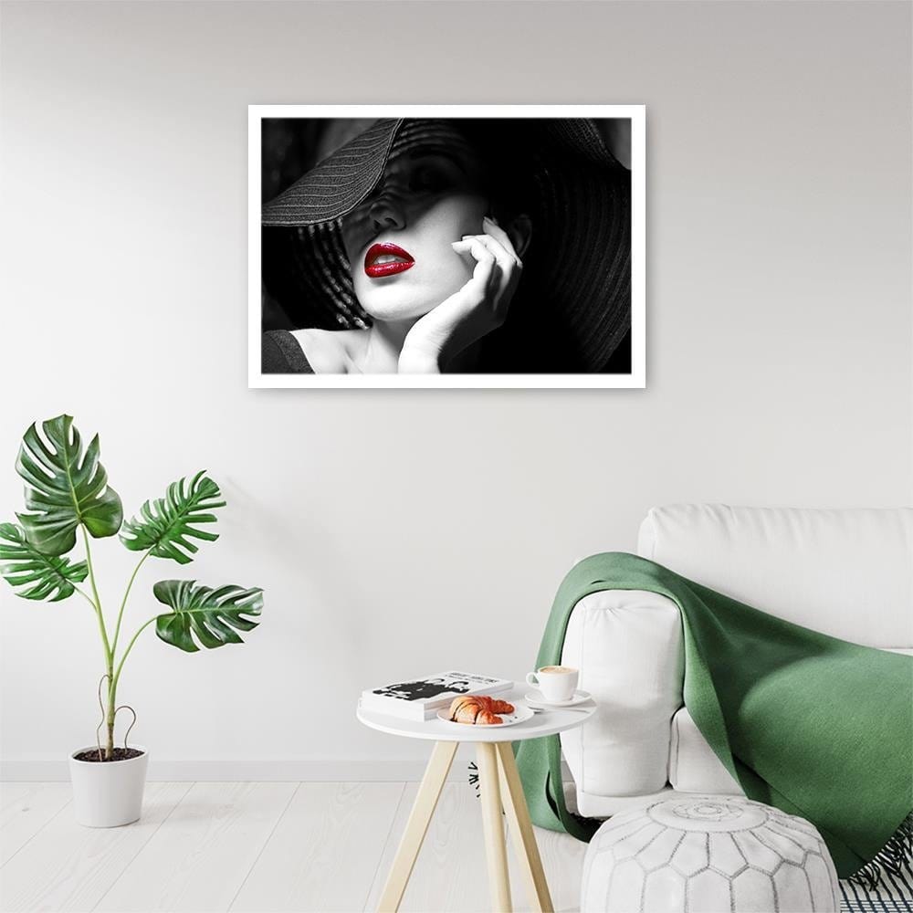 Glezna baltā rāmī - Woman In The Hat Home Trends DECO