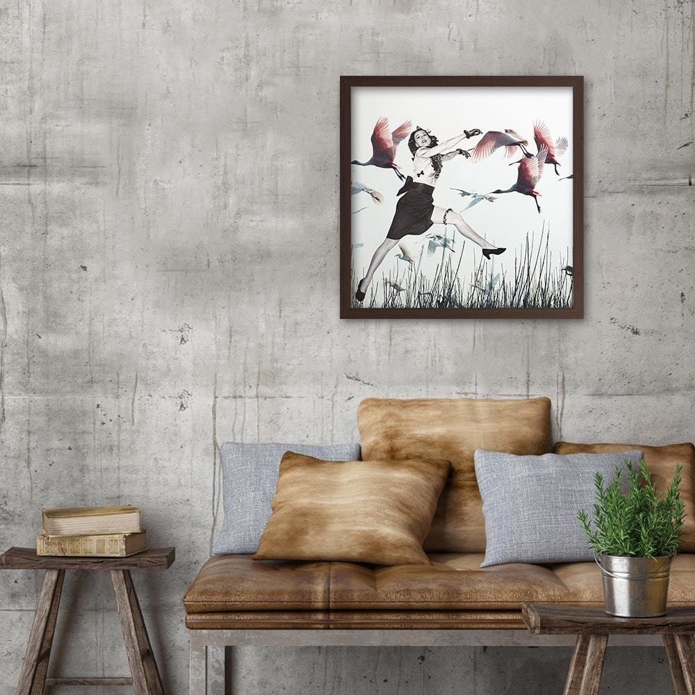 Glezna brūnā rāmī - Woman And Geese Home Trends DECO