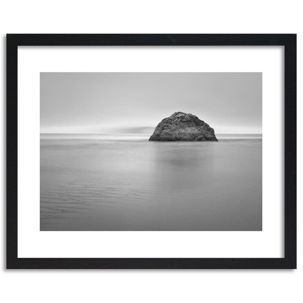 Glezna melnā rāmī - A Rock In The Sea At Dusk 2 Home Trends