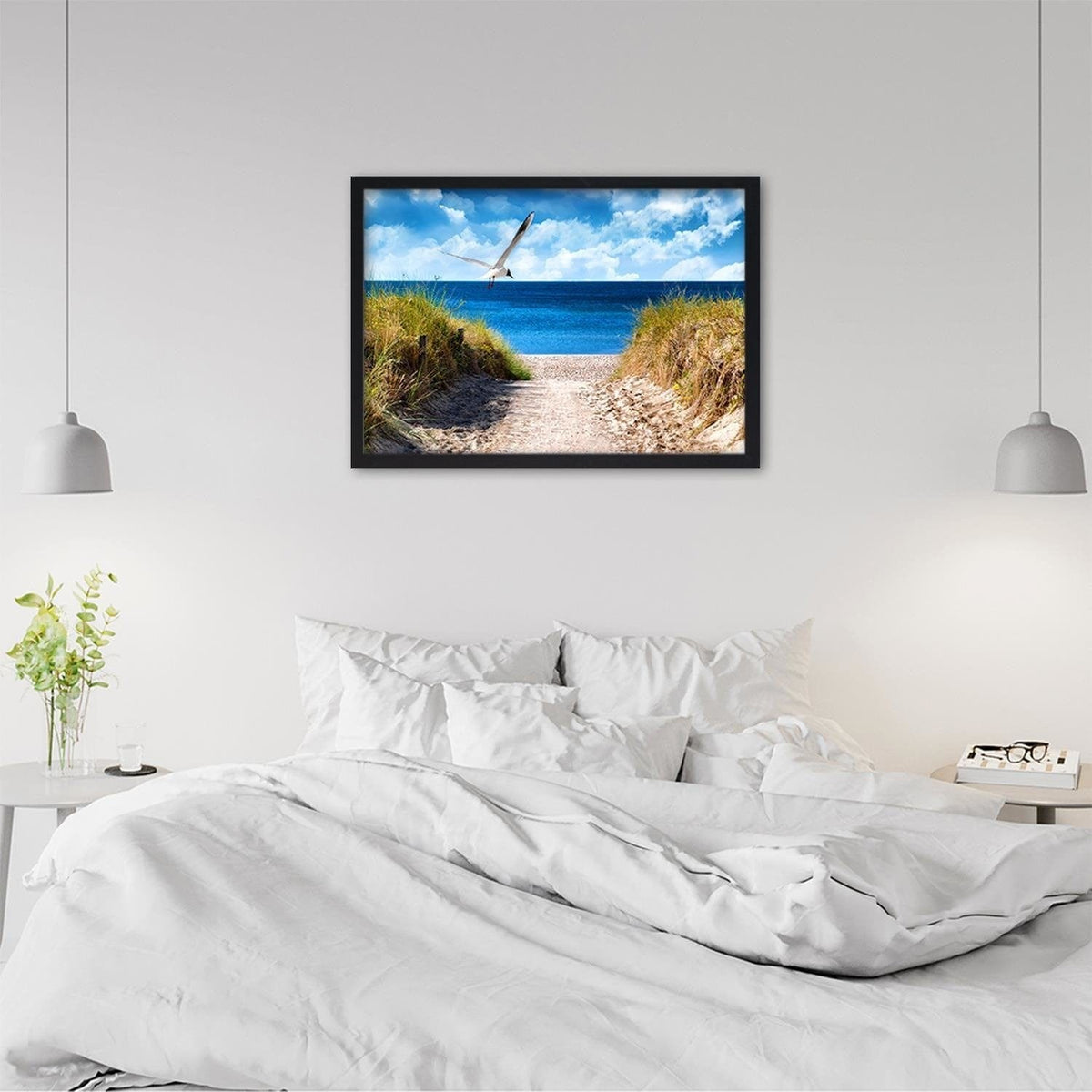 Glezna melnā rāmī - Bird Above The Beach Home Trends