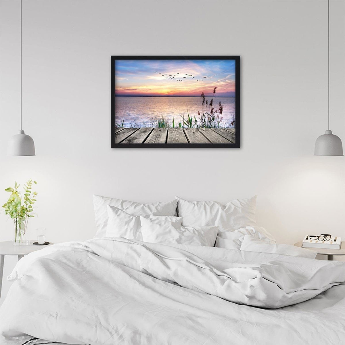 Glezna melnā rāmī - Birds Over The Sea Home Trends