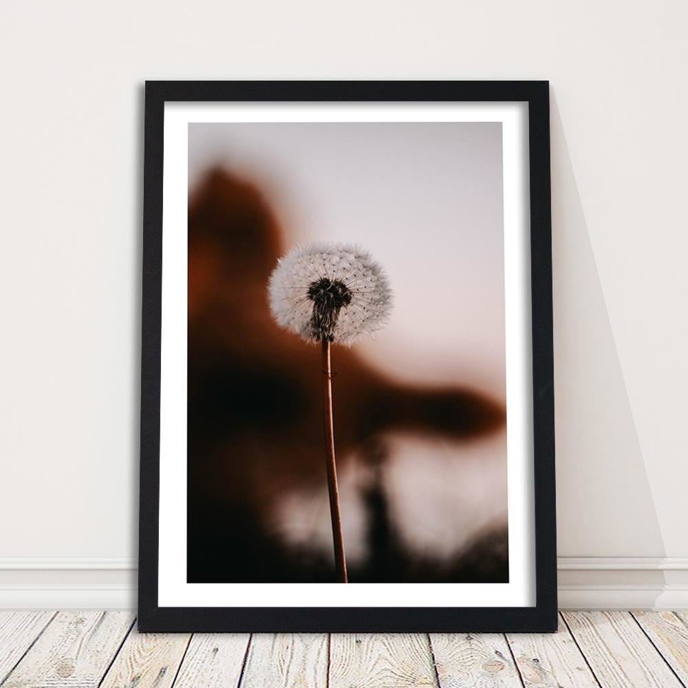 Glezna melnā rāmī - Blower Home Trends