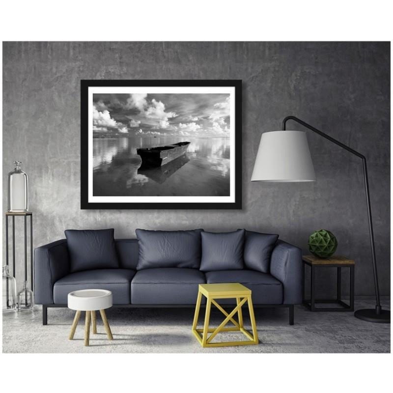 Glezna melnā rāmī - Boat in the clouds Home Trends