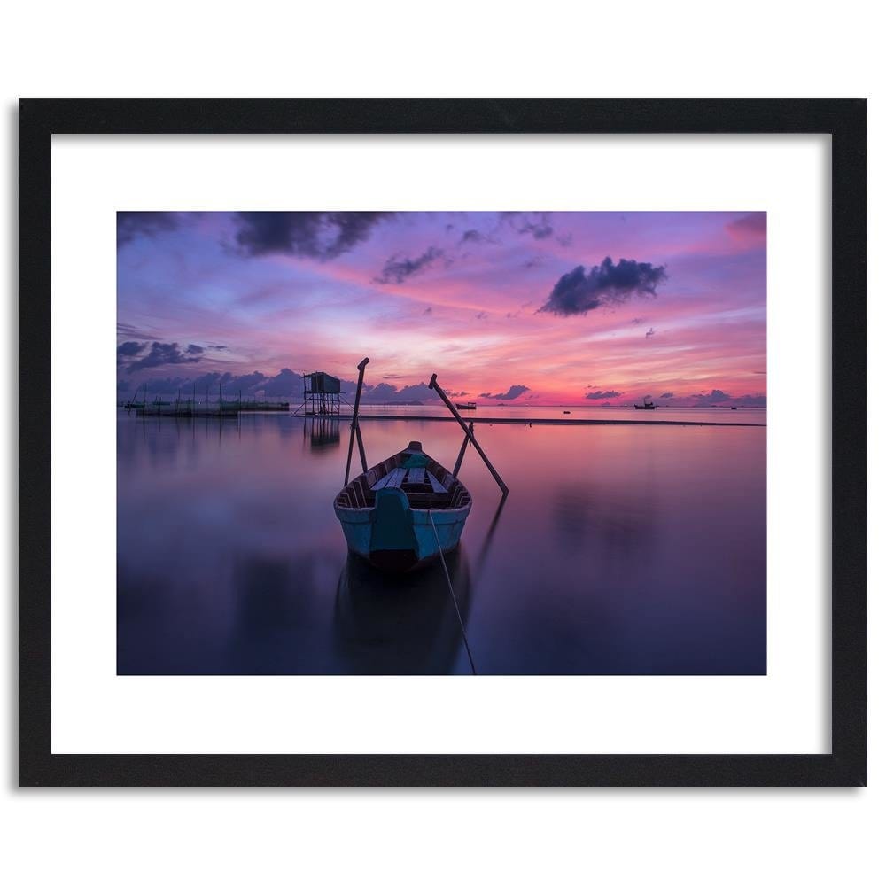 Glezna melnā rāmī - Boat On The Lake Home Trends