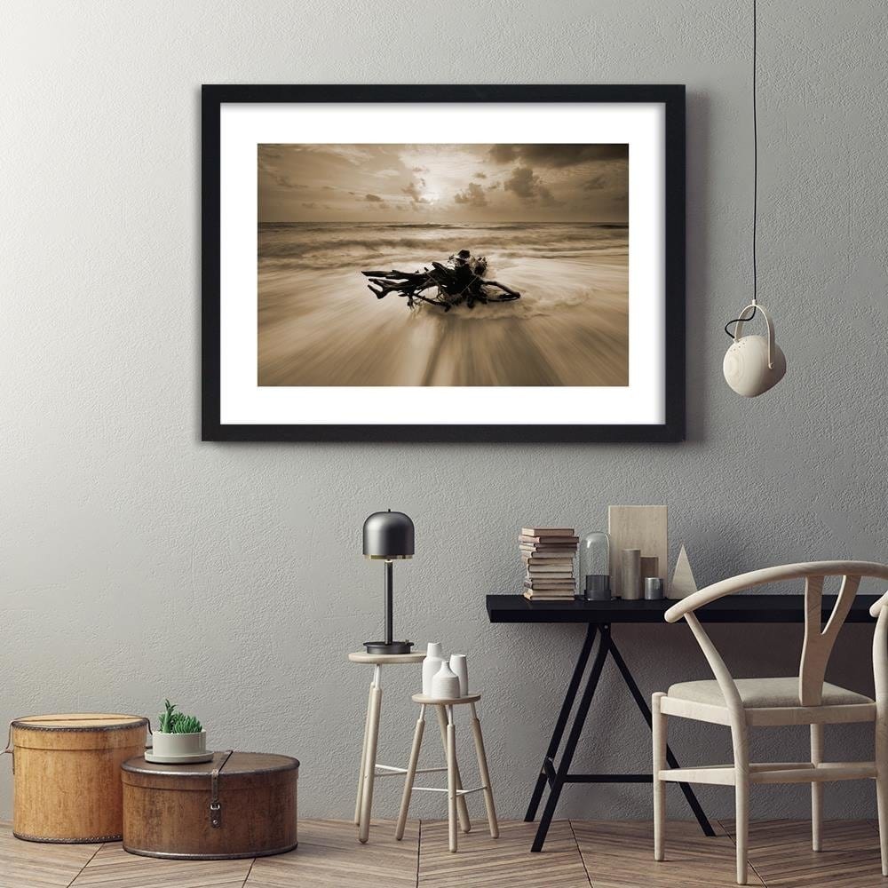 Glezna melnā rāmī - Branch On The Seashore 1 Home Trends