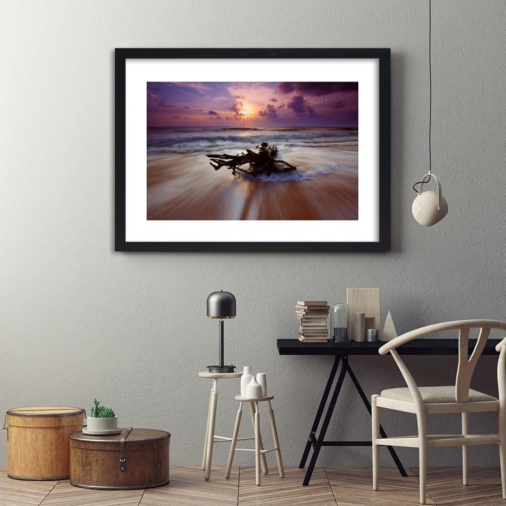 Glezna melnā rāmī - Branch On The Seashore 3 Home Trends