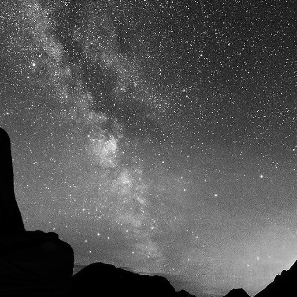 Glezna melnā rāmī - Buddha And The Aurora Borealis Home Trends