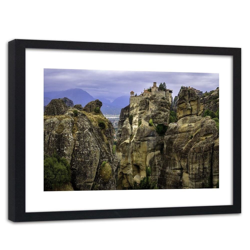 Glezna melnā rāmī - Castle On The Rocks Home Trends