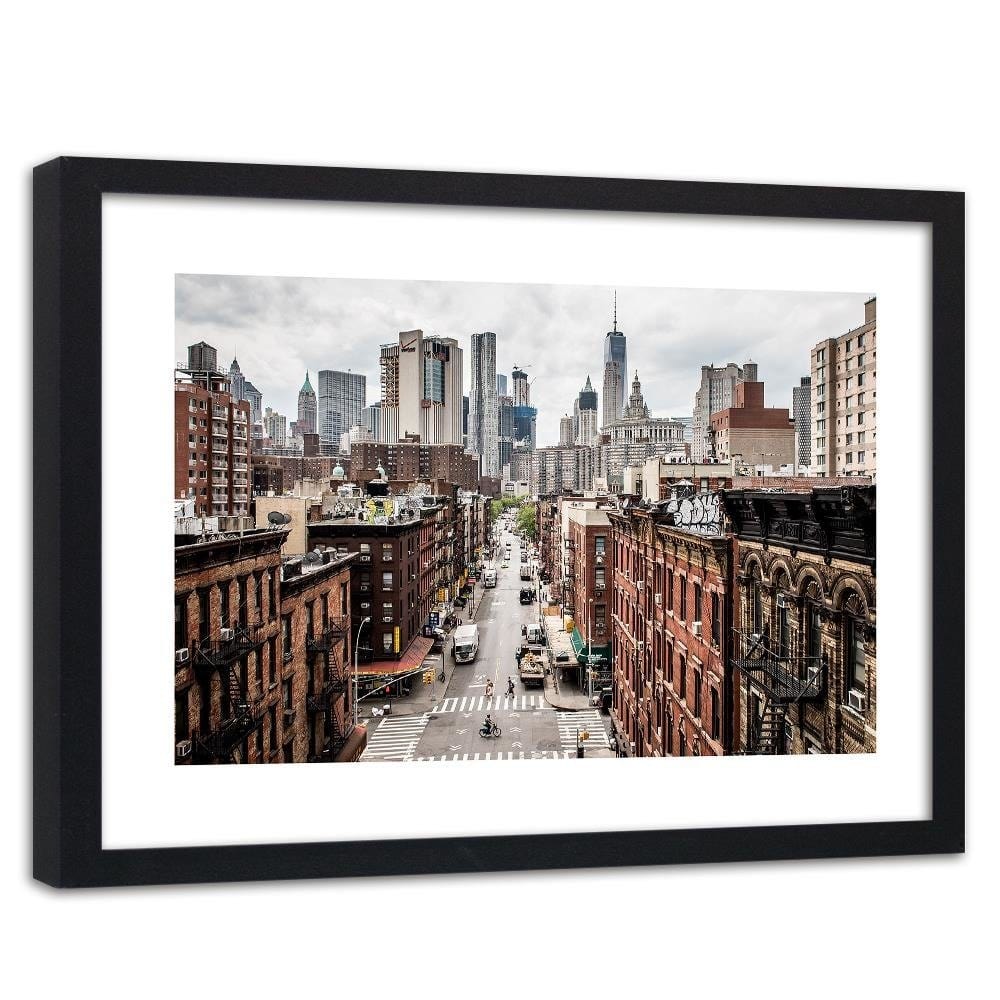 Glezna melnā rāmī - Chinatown In New York City Home Trends