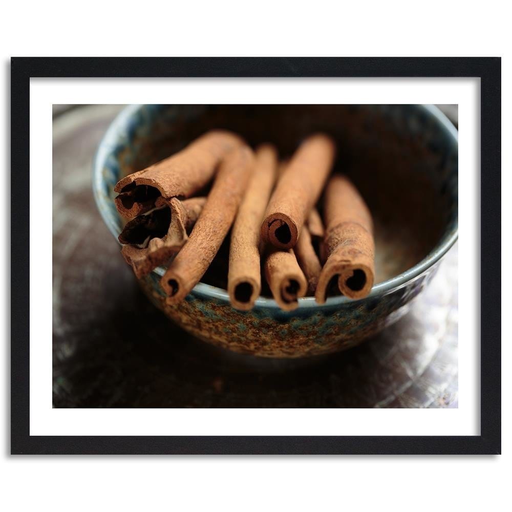 Glezna melnā rāmī - Cinnamon Sticks In A Bowl Home Trends