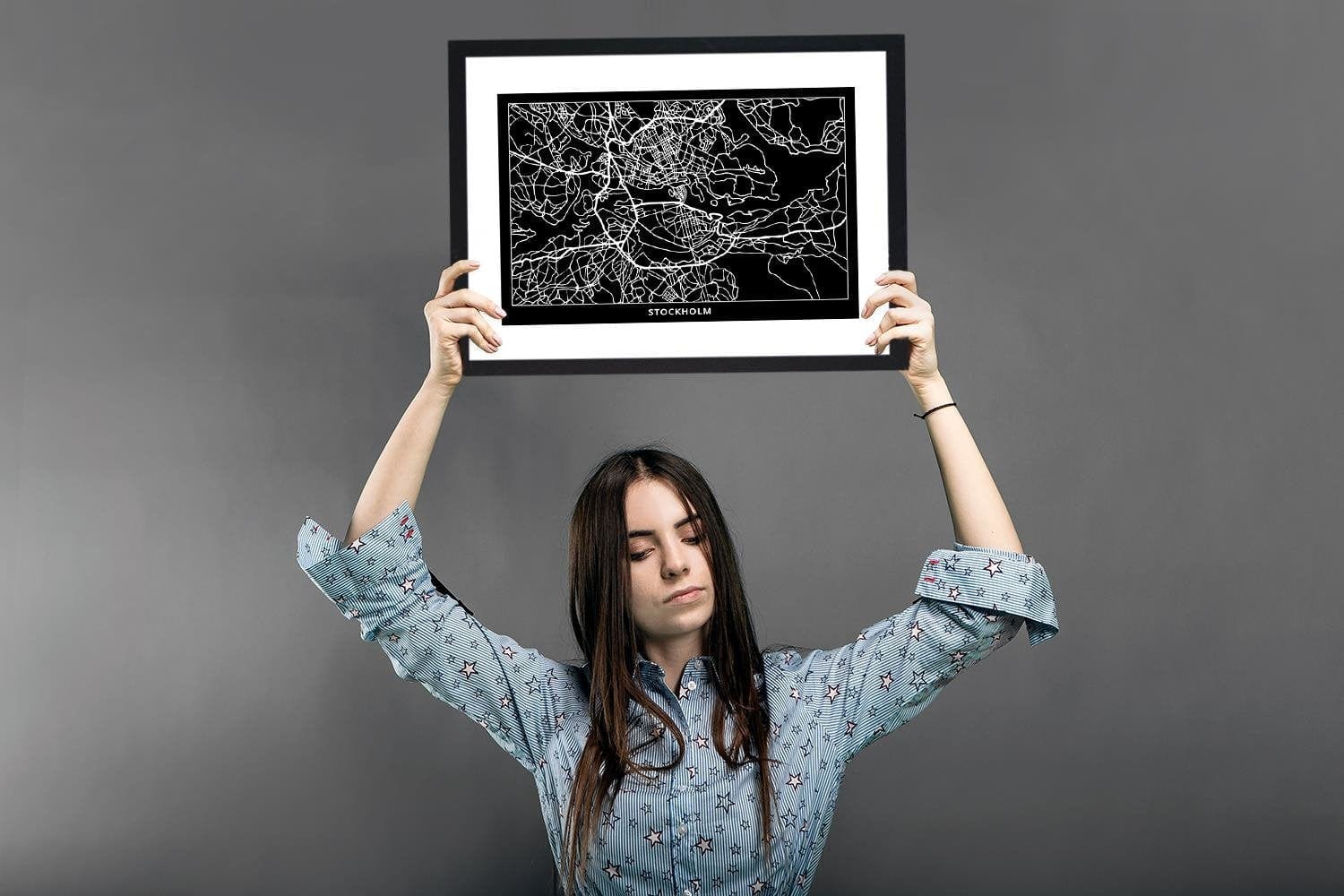 Glezna melnā rāmī - City Stockholm Home Trends