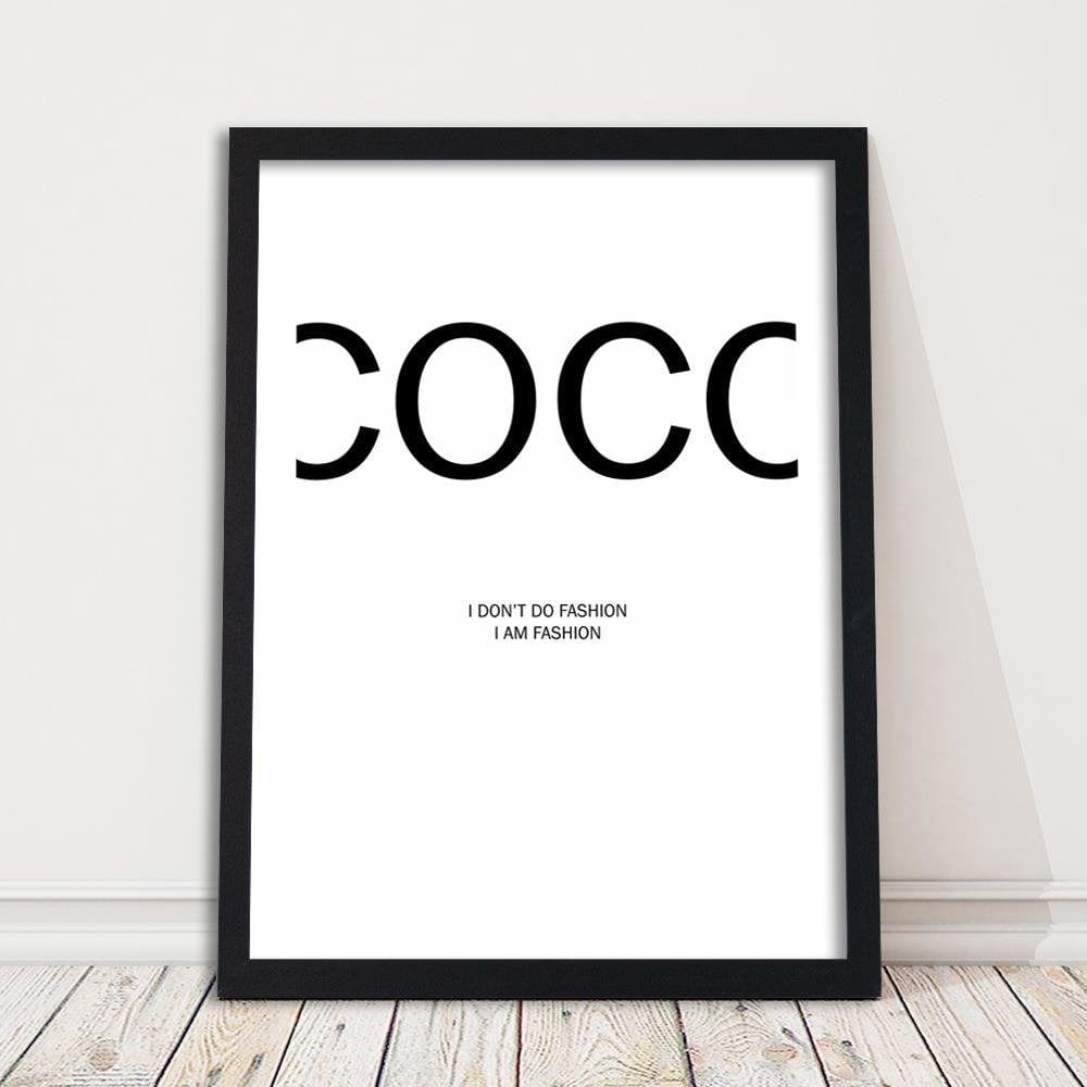 Glezna melnā rāmī - Coco Chanel Quote Home Trends