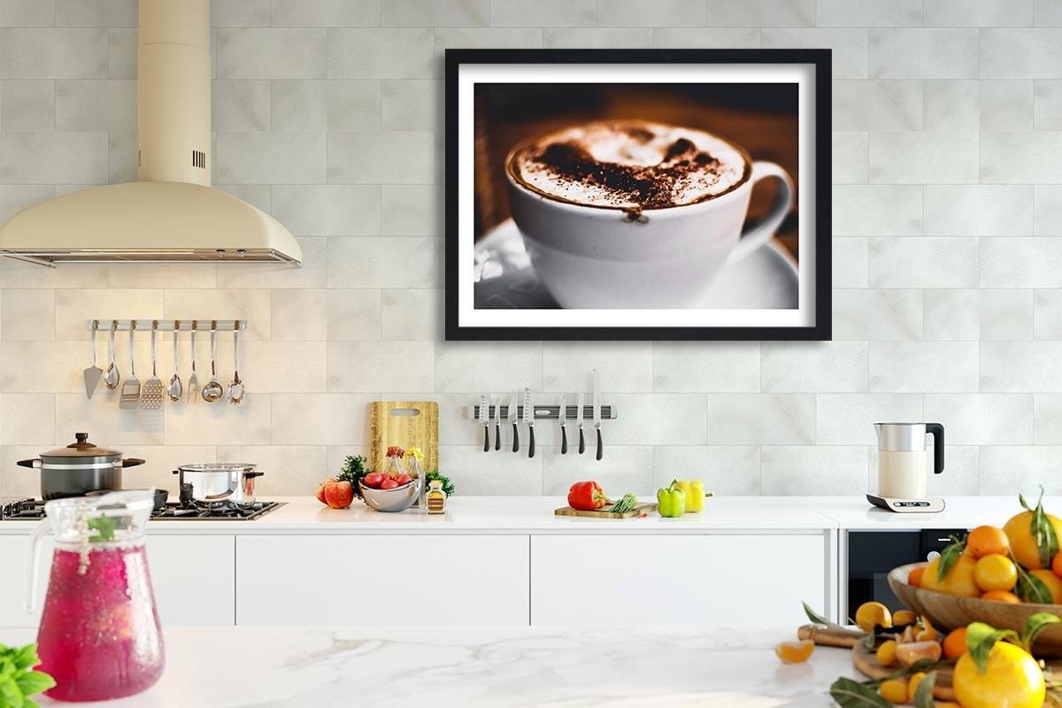Glezna melnā rāmī - Coffee With Sprinkles Home Trends