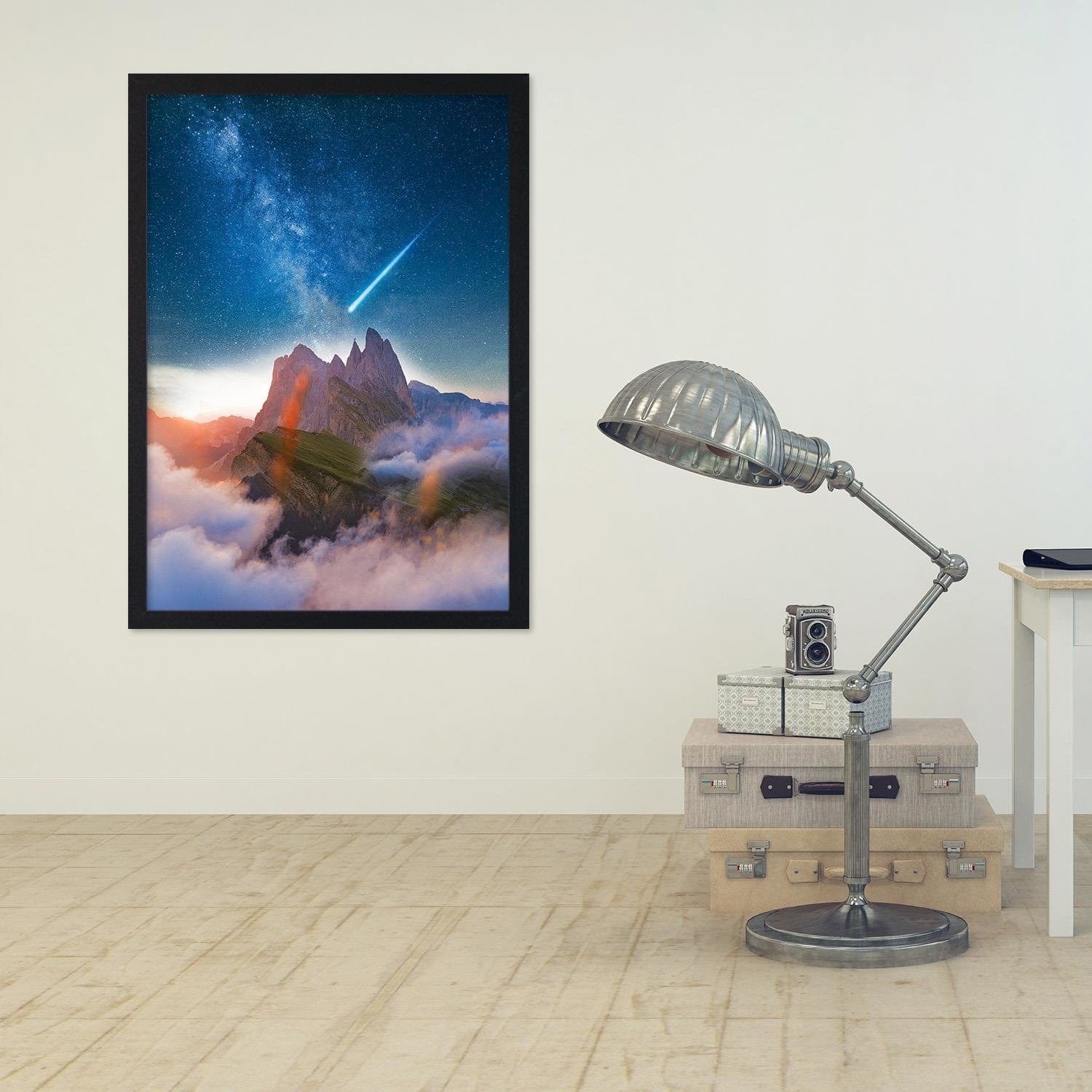 Glezna melnā rāmī - Comet Over The Mountains Home Trends