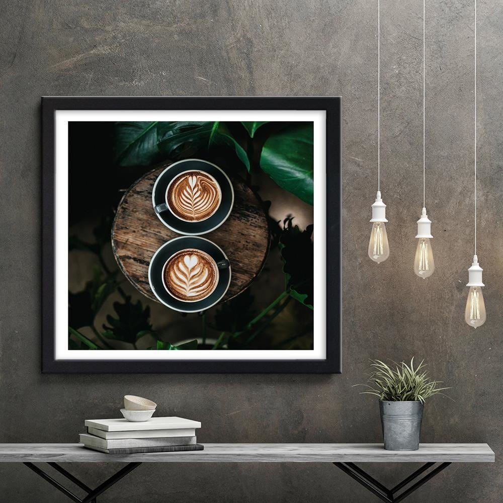 Glezna melnā rāmī - Cup Of Coffee With Decoration Home Trends