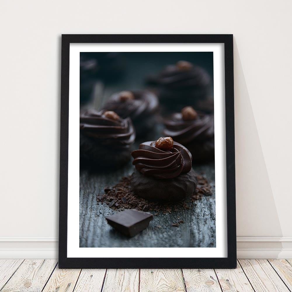 Glezna melnā rāmī - Dessert With Dark Chocolate Home Trends