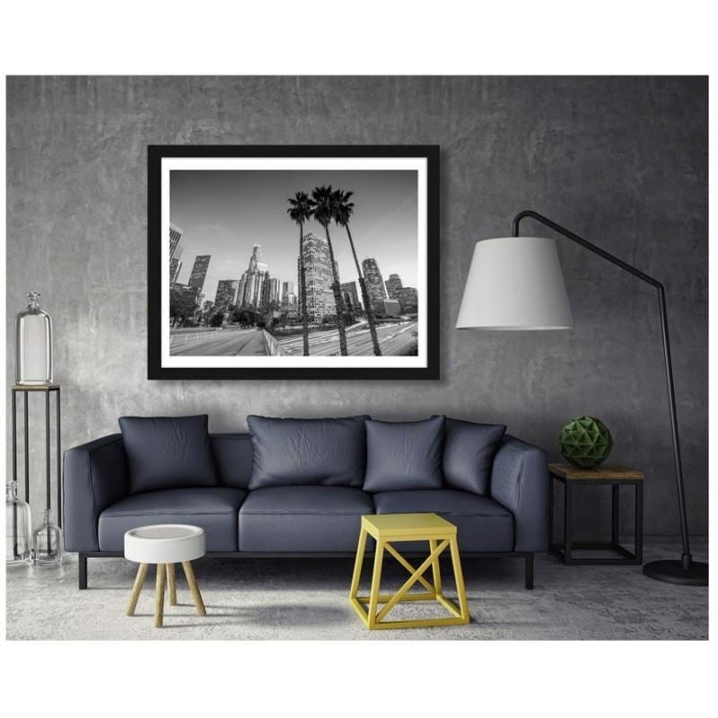 Glezna melnā rāmī - Down Home Trends