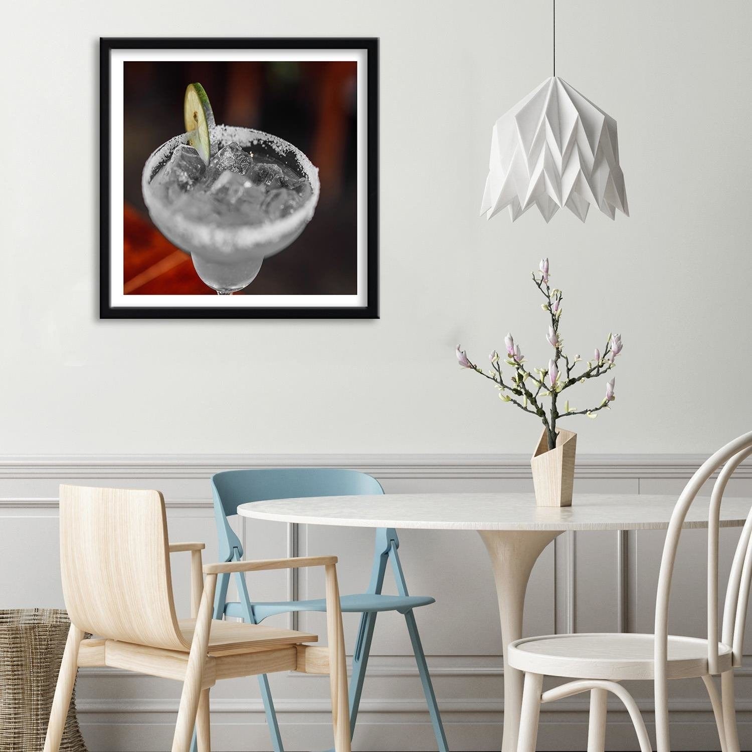 Glezna melnā rāmī - Drink With Lime Home Trends