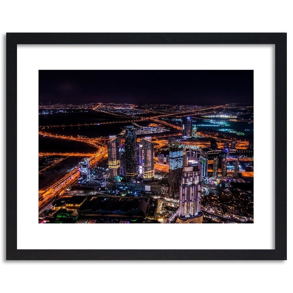 Glezna melnā rāmī - Dubai At Night Home Trends