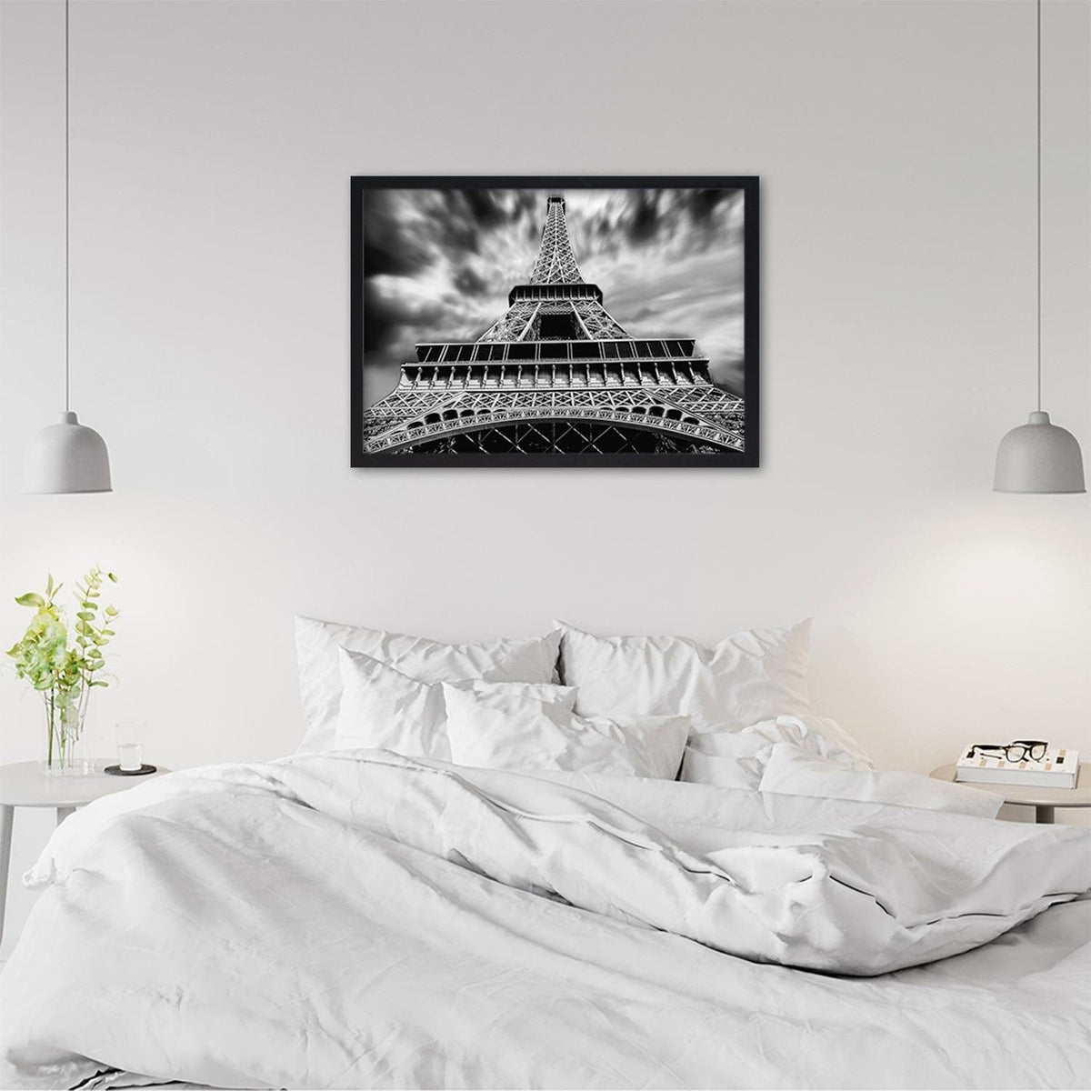Glezna melnā rāmī - Eiffel Tower Black And White Home Trends