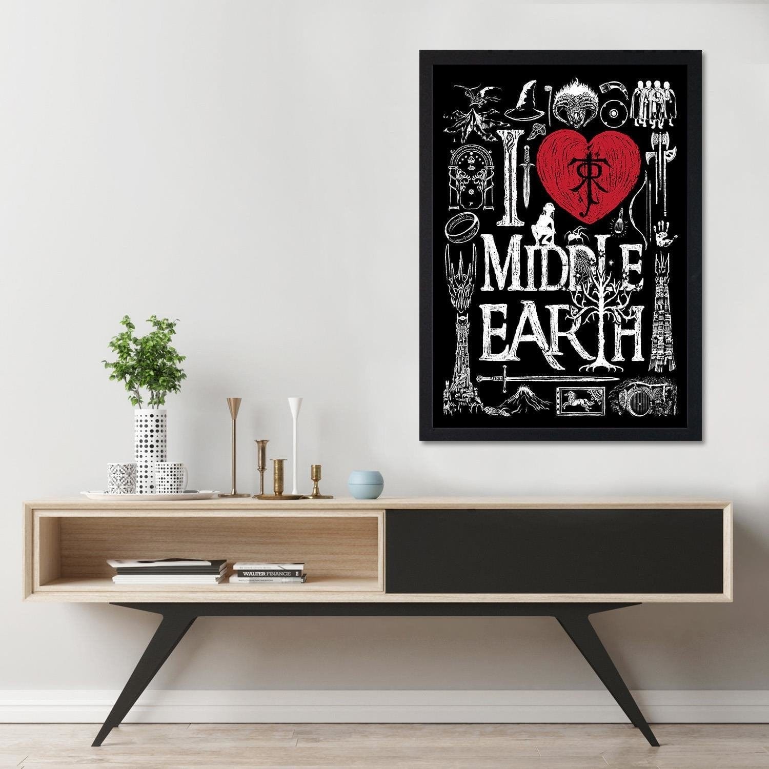 Glezna melnā rāmī - Fantasy Home Trends