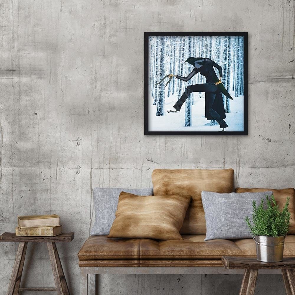 Glezna melnā rāmī - Female Raven Home Trends