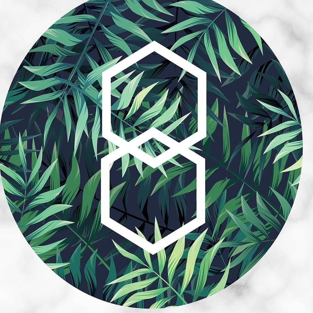 Glezna melnā rāmī - Fern Leaf In A Circle - Marble Home Trends
