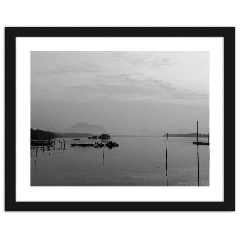 Glezna melnā rāmī - Fishermen's life Lake Home Trends