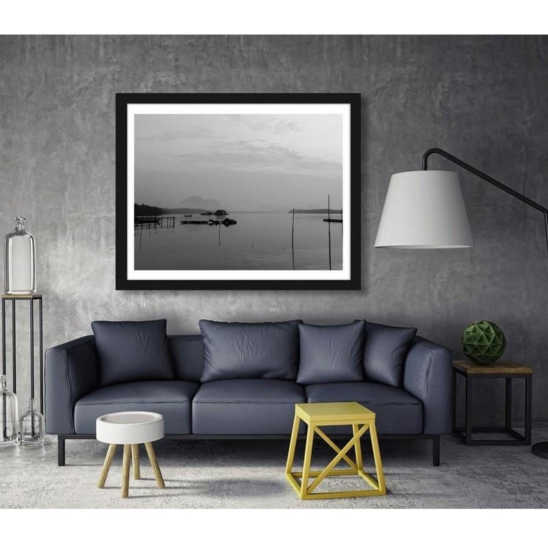 Glezna melnā rāmī - Fishermen's life Lake Home Trends