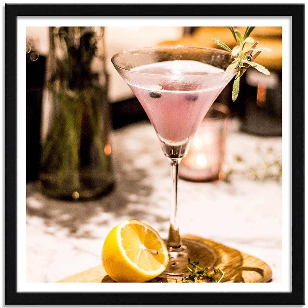 Glezna melnā rāmī - Glass Of Pink Drink Home Trends