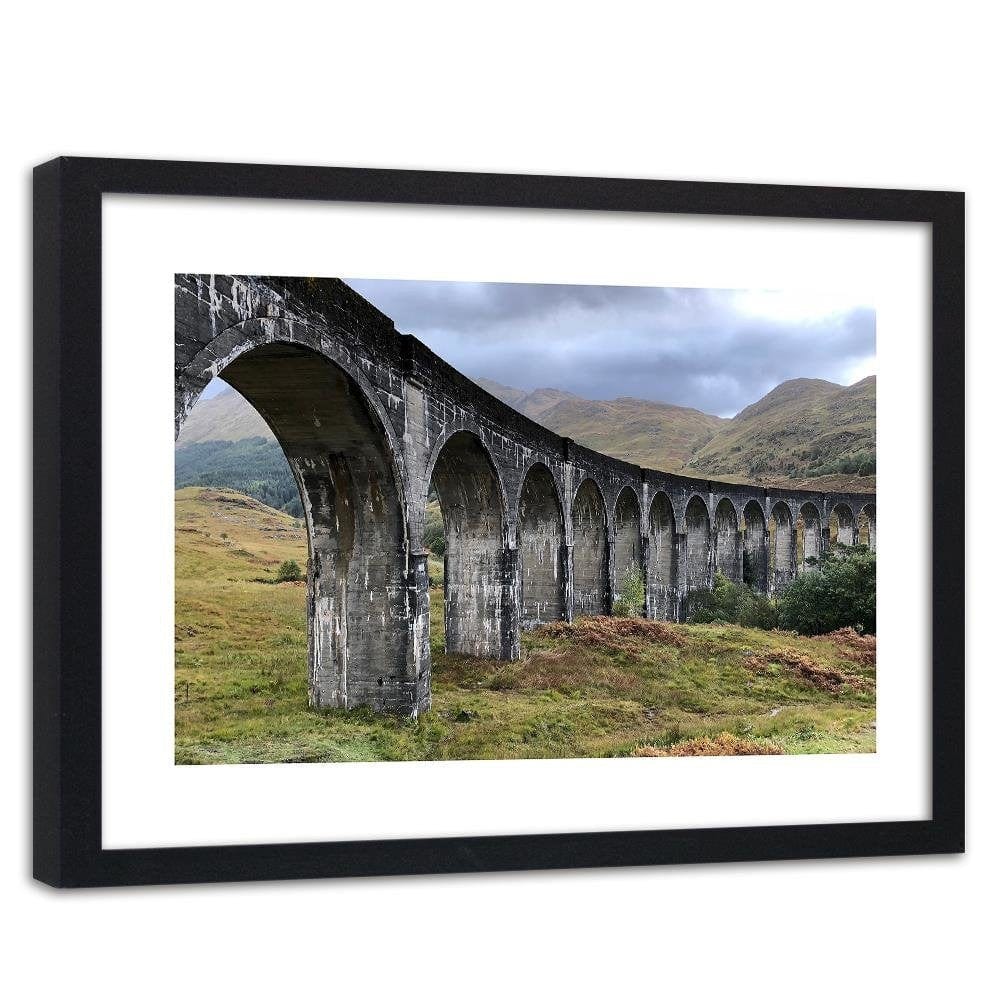 Glezna melnā rāmī - Glenfinnan Viaduct Home Trends