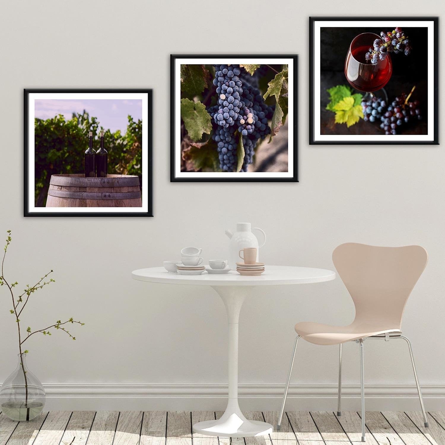 Glezna melnā rāmī - Grapes Home Trends