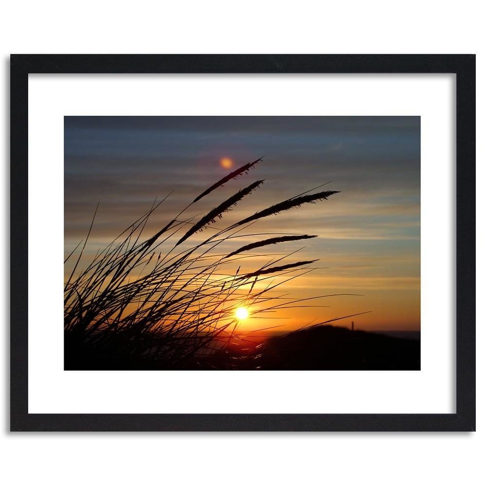 Glezna melnā rāmī - Grass And Sunset Home Trends