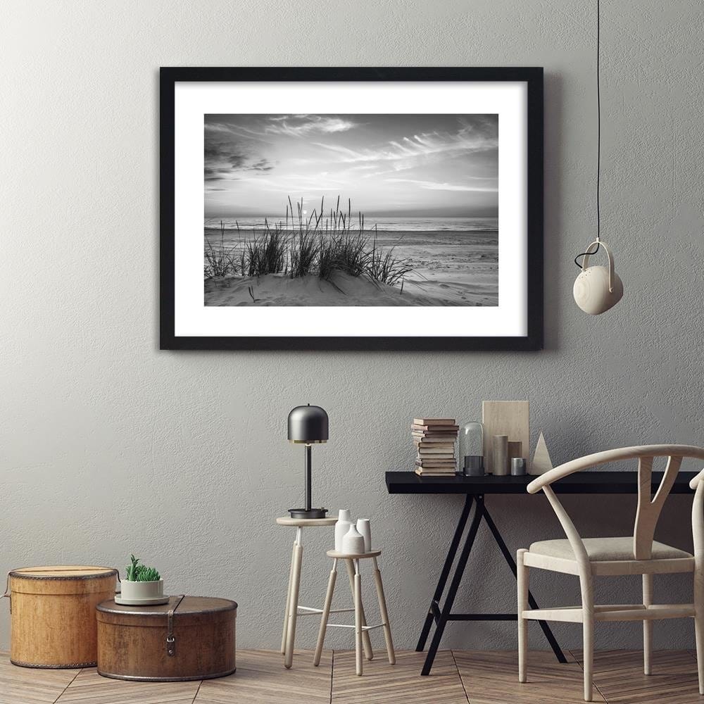 Glezna melnā rāmī - Grass On The Beach 2 Home Trends