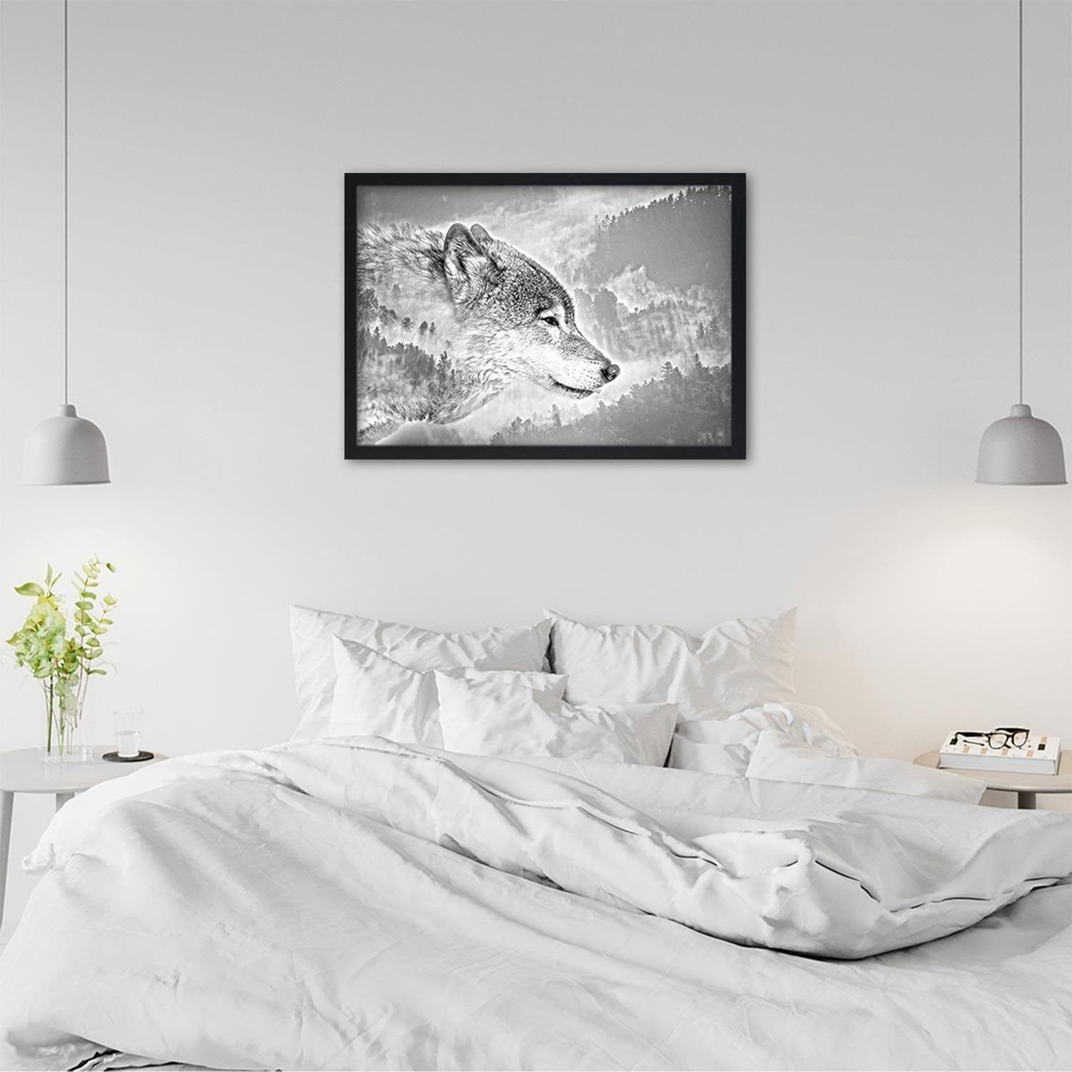 Glezna melnā rāmī - Gray Wolf Home Trends