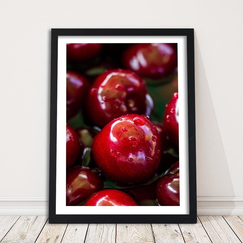 Glezna melnā rāmī - Juicy Cherries Home Trends