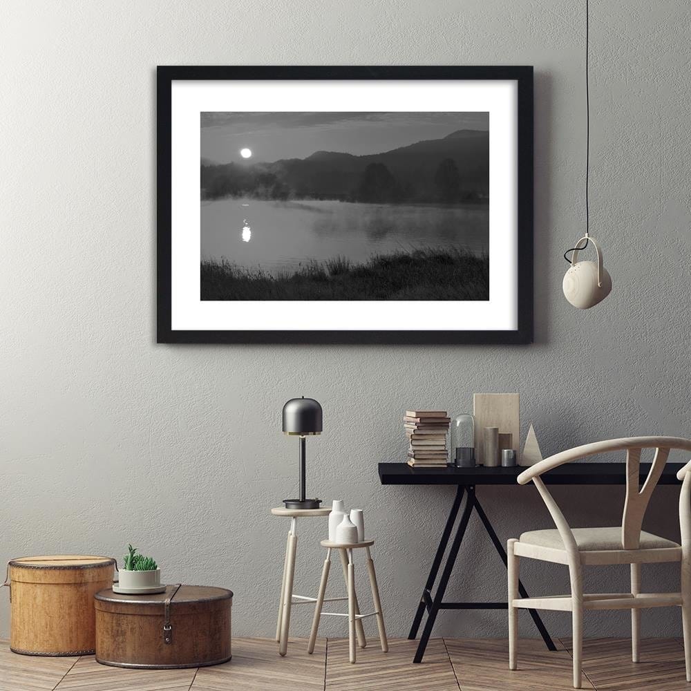 Glezna melnā rāmī - Lake In The Fog 2 Home Trends