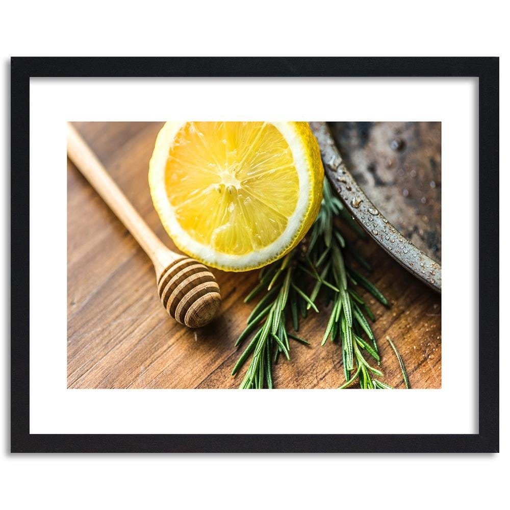 Glezna melnā rāmī - Lemon And Rosemary Home Trends