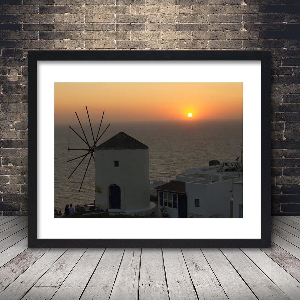 Glezna melnā rāmī - Lighthouse At Sunset Home Trends