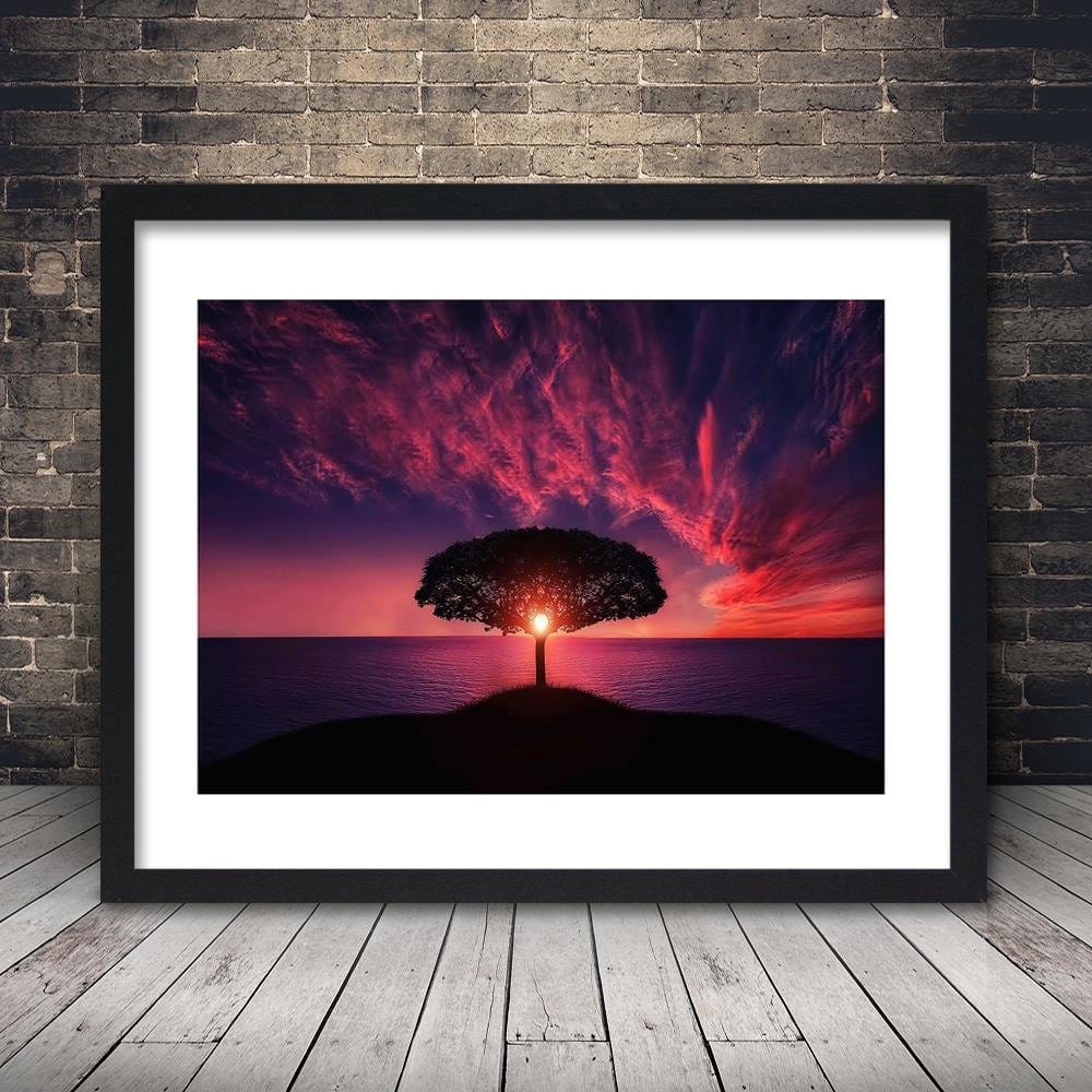 Glezna melnā rāmī - Lonely Tree At Sunset Home Trends