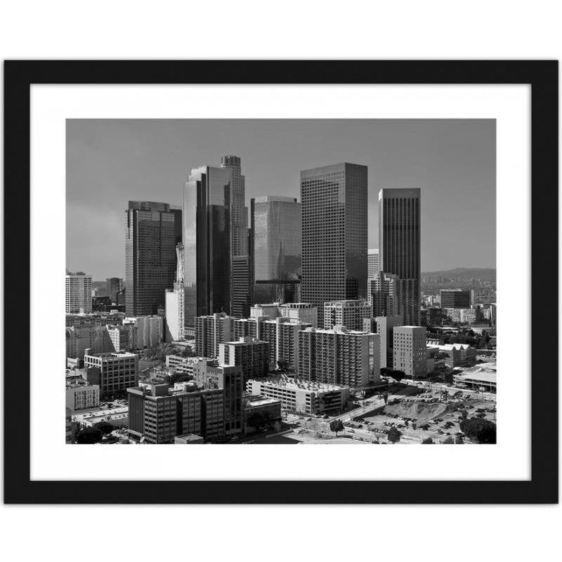 Glezna melnā rāmī - Los Angeles Home Trends