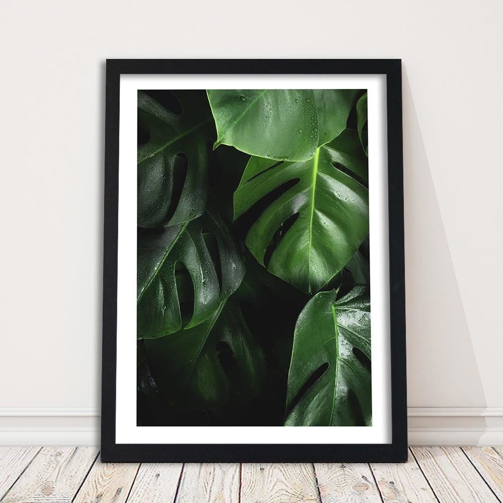 Glezna melnā rāmī - Lush Green Home Trends