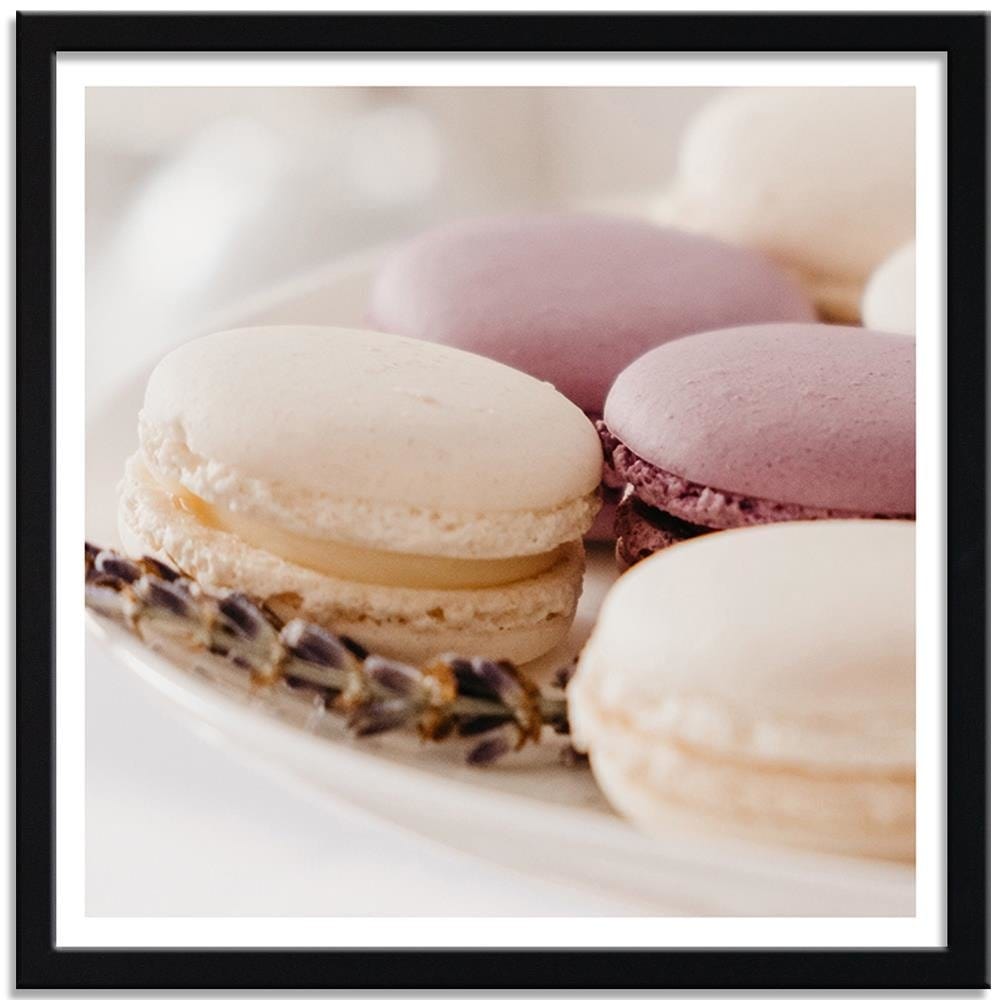 Glezna melnā rāmī - Macaroons On A Plate 2 Home Trends